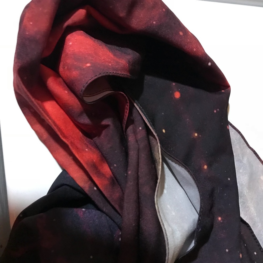 Galaxy Scarf - Picture 5 of 5